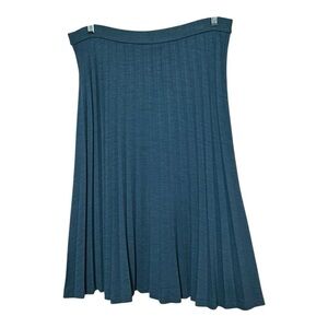 Virgin wool Elegant Blue Pleated Skirt